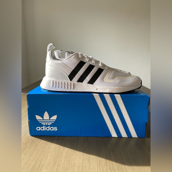 Men’s Adidas Shoes / Athletic / Running - Picture 1 of 11